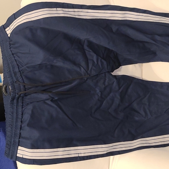 Joggers pants - Picture 2 of 2